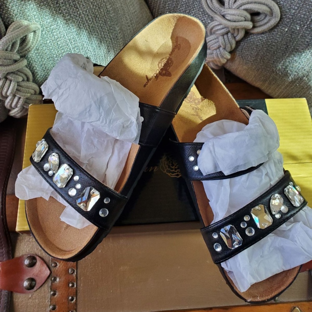 Black gem studded sandals!